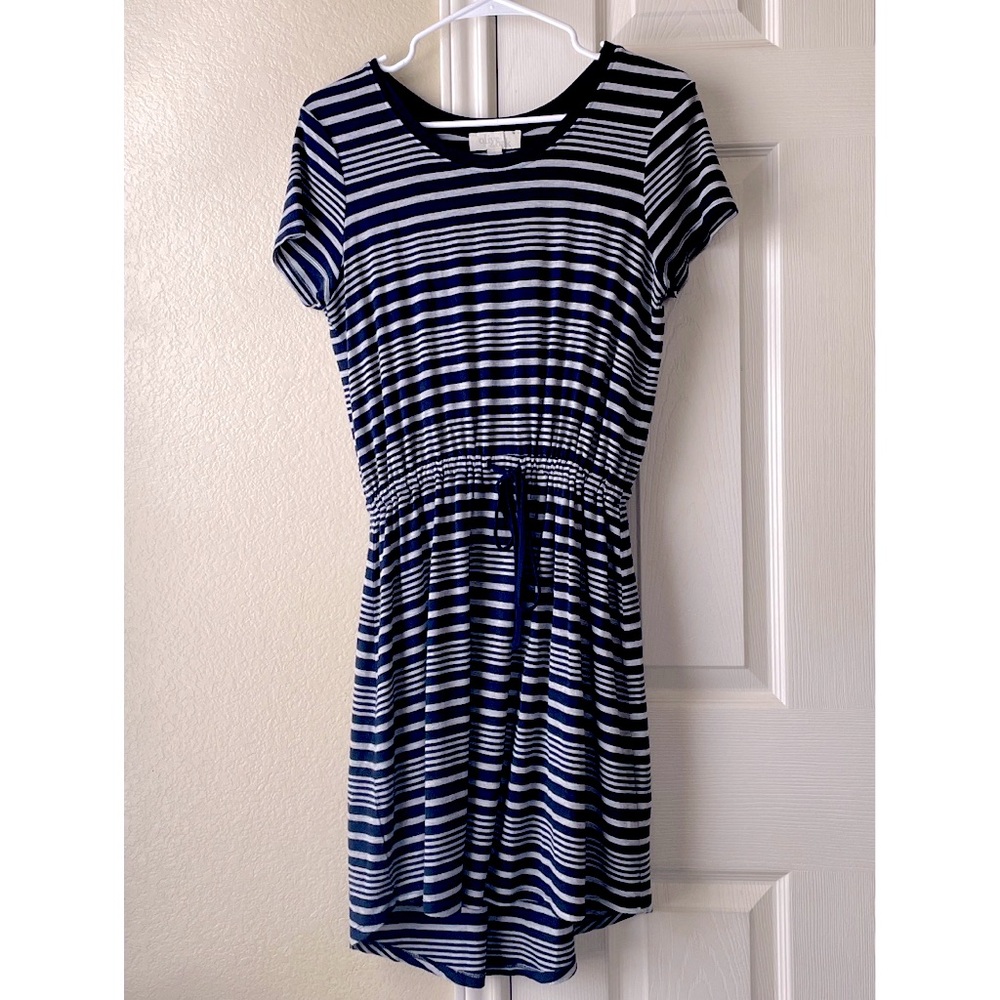 2/$12 Olive & Oak NWOT Tie Waist Striped Stretch Sundress - Blue